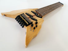 Box V-12 Guitar