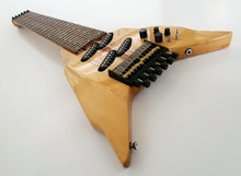 Box V-12 Guitar